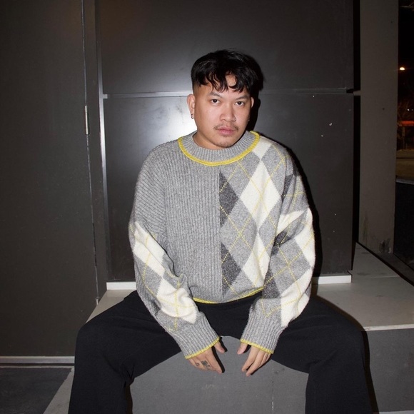 H&M x Pringle of Scotland Unisex Oversized Argyle Knit Sweater - Picture 3 of 4